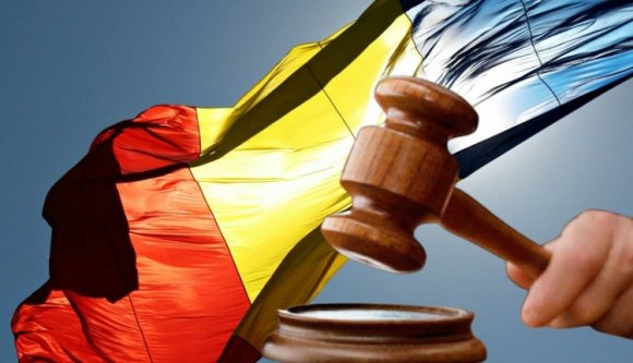 Találják ki, a moldvaiakat ugyanúgy büntetik-e, mint a székelyeket, ha nincs kitűzve a román zászló?