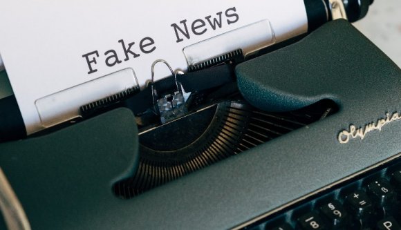 Hamis információkat terjesztett a járványról a neten – a rendőrök kopogtattak az ajtaján