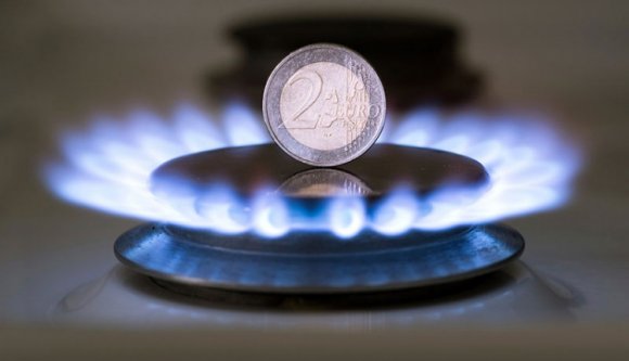 Nem tetszik az ügyfeleket átverő gázszolgáltatóknak, hogy az energiaár-szabályozó hatóság odacsapott nekik