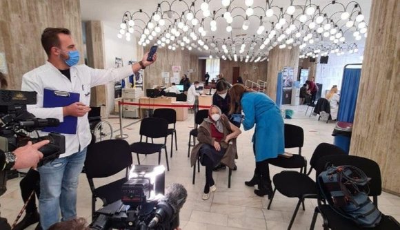 Egy nő 105 évesen sem sajnálta a fáradságot, hogy beadassa magának a harmadik oltást