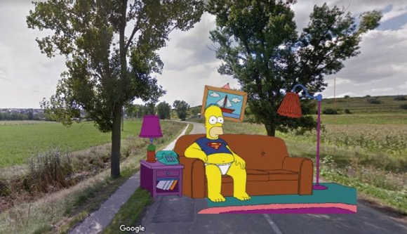 Úgy felöntött a garatra, hogy a rendőrök kanapéval együtt kellett elvonszolják a megyei út közepéről