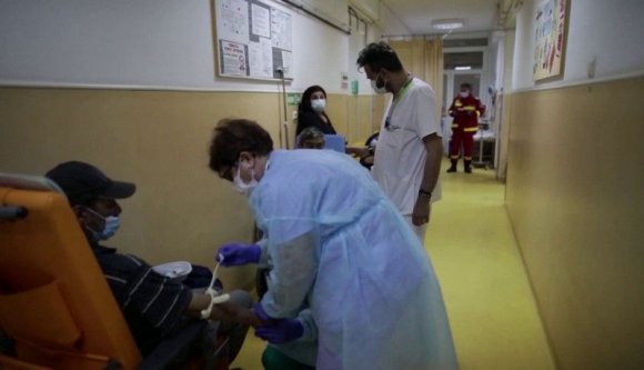 Szép ütemben vonul vissza a koronavírus-járvány, és a halottak száma is csökken