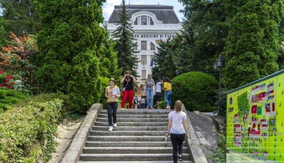 Pert nyertek a vásárhelyi orvosi egyetemmel szemben az oltatlan hallgatók