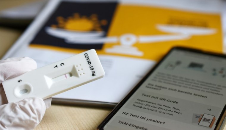 Már a háziorvosok is azt mondják, hogy az iskolai nyáltesztelés pénzkidobás…