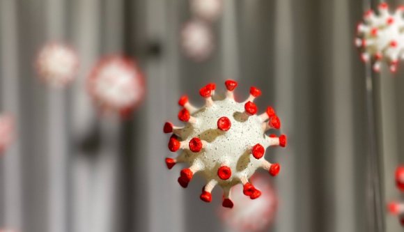 Megjött az omikron: a Dél-Afrikából hazahozott személyek közül kettőt már biztosan az új törzs fertőzött meg