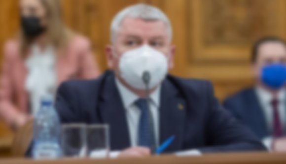 És akkor ez a miniszter a szemünkbe nézett és azt mondta: én vagyok a jani