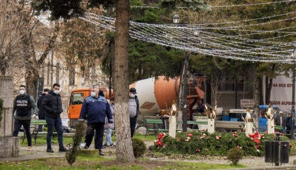 Vásárhelyen megrongálták a Bolyai téren elhelyezett ökumenikus adventi koszorút