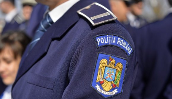 Megrendezett nemi erőszakkal zsarolta áldozatait a gyulafehérvári álrendőr