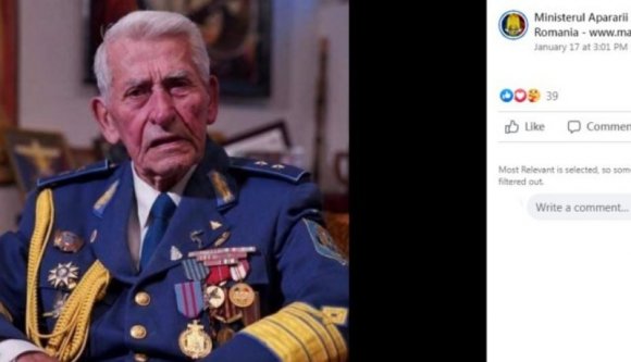 Fekete öves holokauszttagadót ünnepelt a védelmi minisztérium a Facebookon