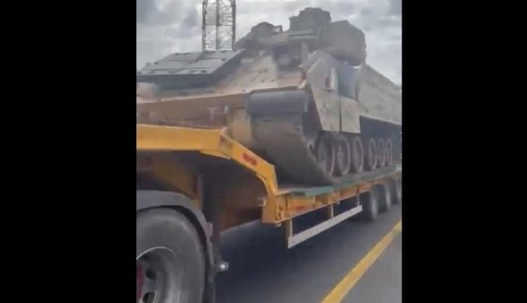 Védelmi minisztérium: bármit is látott a Facebookon, nem igaz, hogy a napokban katonai konvojok haladtak át az országon