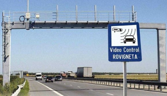 Jobb, ha nem felejt el útdíjmatricát vásárolni, mert megemelik a bírságok összegét