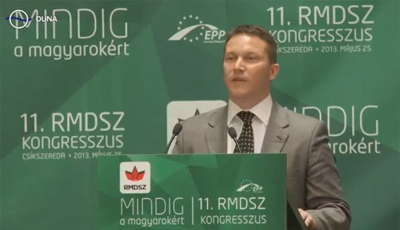 „Hunor! Te elbújtál Bukarestbe!” A szocialista Ujhelyi István kiakadt a Márki-Zayt elutasító RMDSZ-es levélen