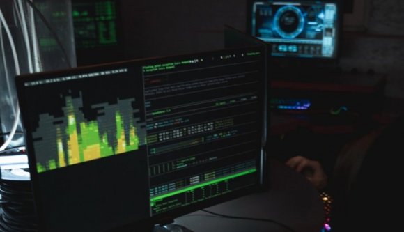 Figyelem! A hackerek nőnapon sem pihennek, sőt most fokozott erővel támadnak