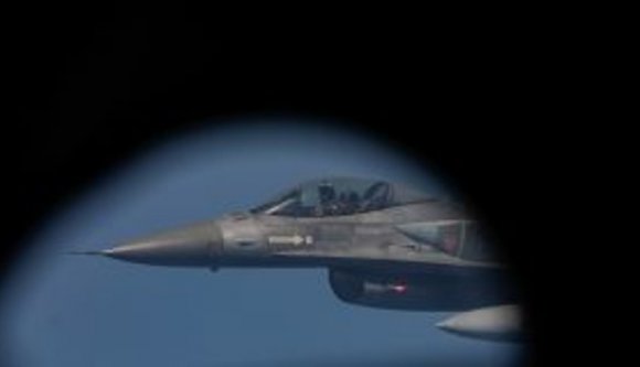 Oroszországból érkező repülő miatt kellett felküldeni a román vadászgépeket