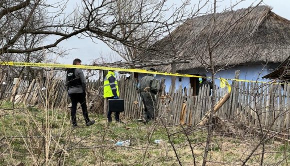 Sokkoló kettős gyilkosság Botoşani-ban: egy 13 éves lány a fő gyanúsított