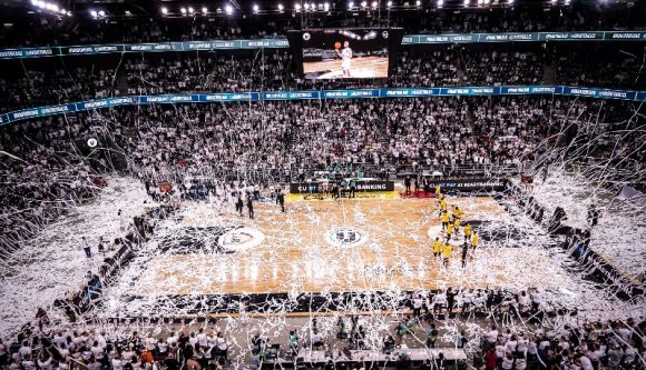 A tízezer néző összejött, a továbbjutás elmaradt a kolozsvári kosarasoknak