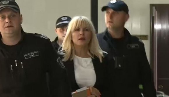 Még öt napig ücsöröghet a bolgár börtönben az igazságszolgáltatás elől meglógott Udrea, aztán végleg eldől a sorsa