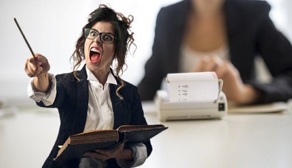 Magánórákat adó tanárok, pénztárgépük van? Legyen, mert ezentúl kötelező!