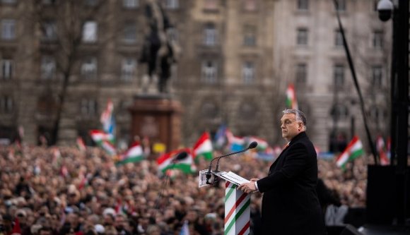 Putyin-barát autokrata vagy hazafi? A román sajtó az újabb Orbán-győzelmet elemzi