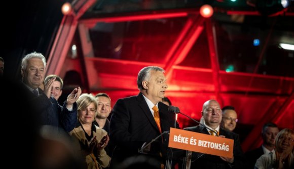 Még négy évig kormányozhat Orbán Viktor, várhatóan továbbra is kétharmaddal