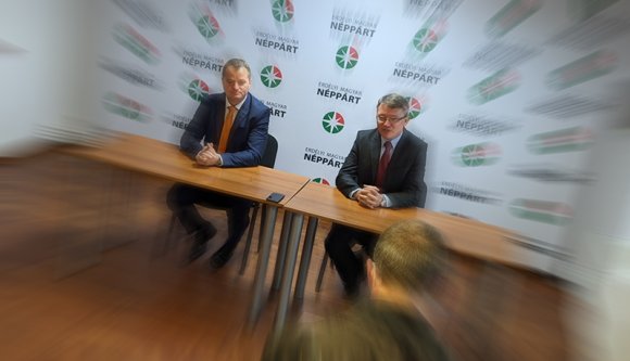 Az EMNP és az MPP ismét nekifut az Erdélyi Magyar Szövetség bejegyzésének