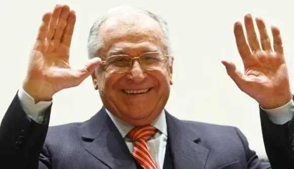 Hosszú idő után ismét üzent a nyilvánosságnak Ion Iliescu, hogy ne szenvedjünk nagyon a hiányától