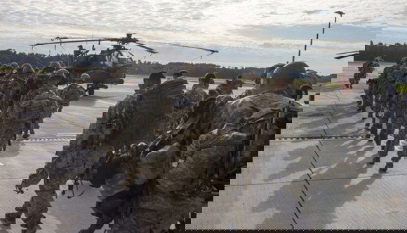 Ne ijedjen meg, ha katonákat és páncélosokat lát felvonulni: hadgyakorlat kezdődött