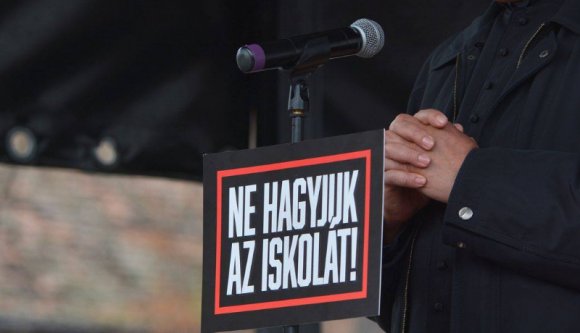 Kiderült, hol tanulhatnak tovább a törvényen kívül helyezett vásárhelyi katolikus iskola diákjai