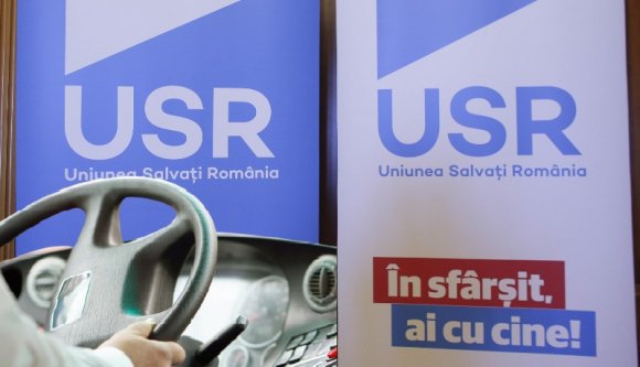 Egy kamionsofőr is bejelentkezett a súlyos krízisben lévő USR elnöki tisztségéért