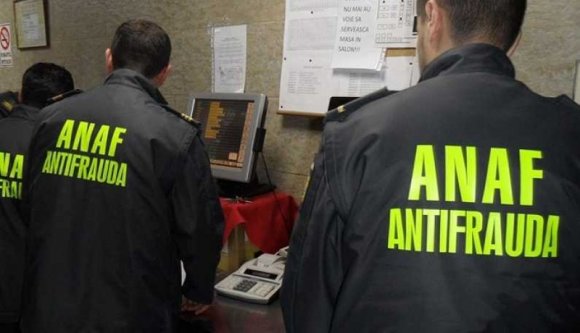 Nagyon kell a pénz, az adócsalók mellett a feketemunkára is lecsapnak