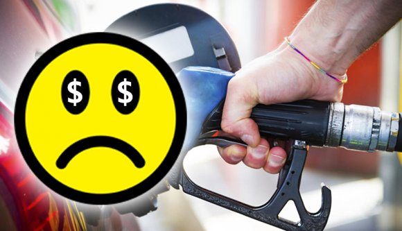 A kormány kövesse Magyarország példáját és vezessen be üzemanyagárstopot, különben baj lesz