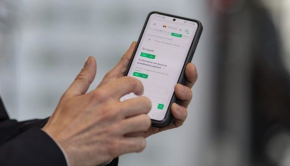 Végül eltörlik a digitális beutazási lapok miatt kiosztott büntetéseket, a beszedett pénzbírságot visszaadják