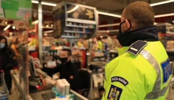 Vásárolni sikerült a rendőrnek egy üzletben, csak fizetni felejtett el