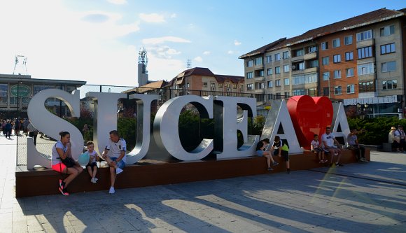 Bukovina: ahol az egy méter autópálya atyja félisten, Bukarest pedig maga a Sátán (FOTÓK)