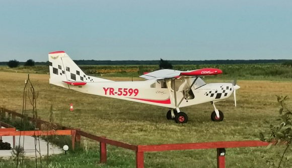 Lezuhant egy ultrakönnyű repülőgép, mindkét utasa meghalt (VIDEÓval)