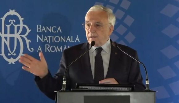 Hiába, válság van: csökkent Mugur Isărescu jegybankelnök fizetése