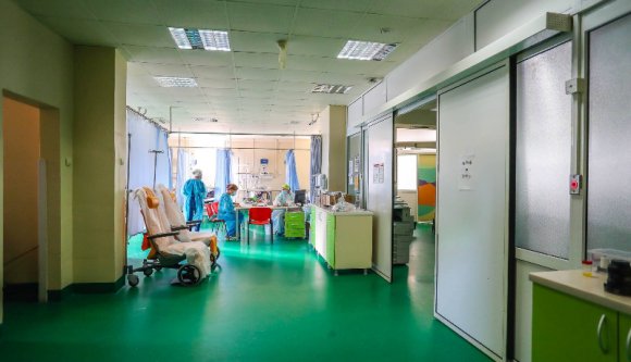 A kórházi jelentések szerint patyolattiszta, fertőzésektől szinte teljesen mentes kórházaink vannak