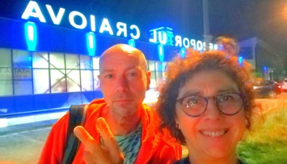 Attól, hogy Krakkó helyett Craiovára, érkeztek, még jól érzik magukat az olasz turisták