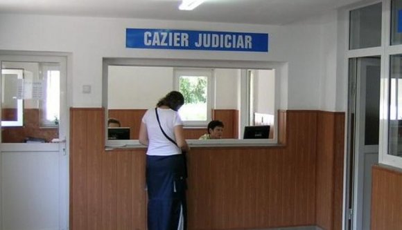 Ha minden jól megy, hamarosan nem kell elballagnia a hivatalba, hogy sorban álljon az erkölcsi bizonyítványért