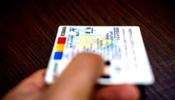 Beidézték, hogy újíttassa meg a személyijét. A gond csak az, hogy egy éve halott