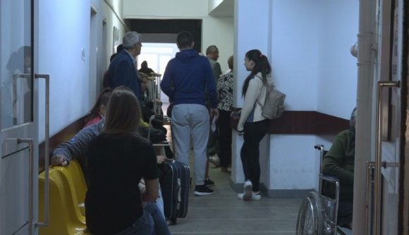 Rafila: előbb az egészségügyi rendszert kell rendbe tenni, azután lehet büntetni azt, aki nem vesz részt a szűrővizsgálaton