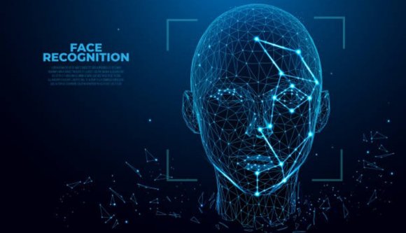 Arcfelismerős azonosítással csökkentené a bürokráciát a kutatási miniszter az online hivatali ügyintézéseknél