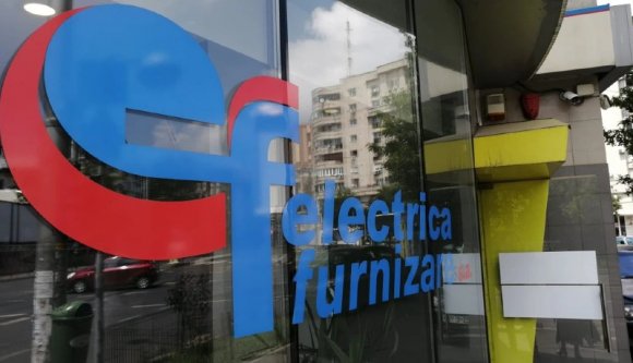 Késhetnek a villanyszámlák, de senkit nem bírságolnak meg, és le sem kapcsolják a villanyt – nyugtatgat az egyik szolgáltató