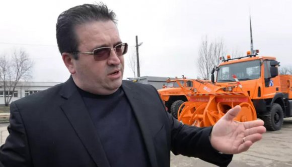 Vadászat után vette át a csúszópénzt az igazgató, csakhogy a DNA is lesben állt