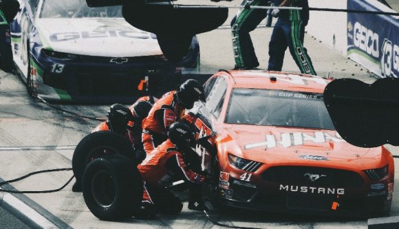 Ön is hallotta, hogy november 1-jétől kötelező a téligumi? Na nem úgy van az…