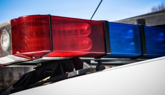 Tíz lejért fenyegette meg áldozatát egy magát rendőrnek hazudó szebeni polgár