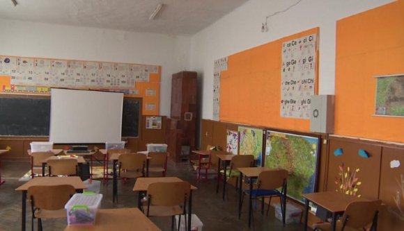 Tanügyminiszter: olyan nincs, hogy online oktatásra térjünk át az energiaválság miatt