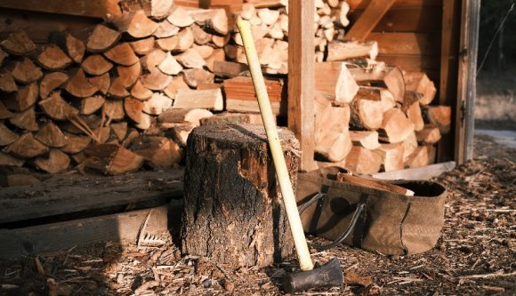 Nemcsak a gáz és a villany, de a tűzifa árát is plafonálja a kormány