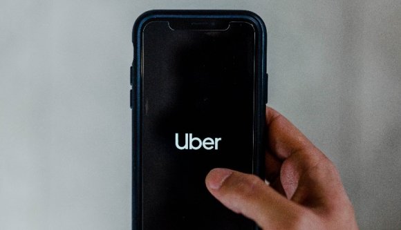 Nagyon nem tetszik a Versenytanácsnak, mit művel az Uber és a Bolt a viteldíjakkal