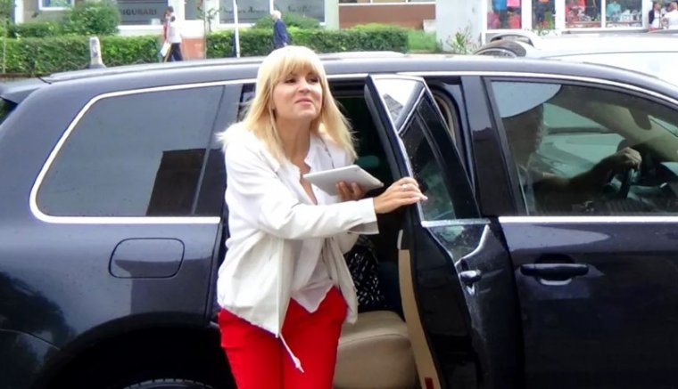 Most akár ön is megvásárolhatja Elena Udrea egyik autóját